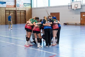 Bild 329 - wBJ HSG Kremperheide/Muensterdorf - HSG Joerl-Doppeleiche Vioel : Ergebnis: 34:23